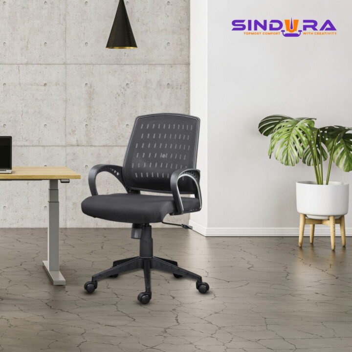 Wind Medium Back Chair